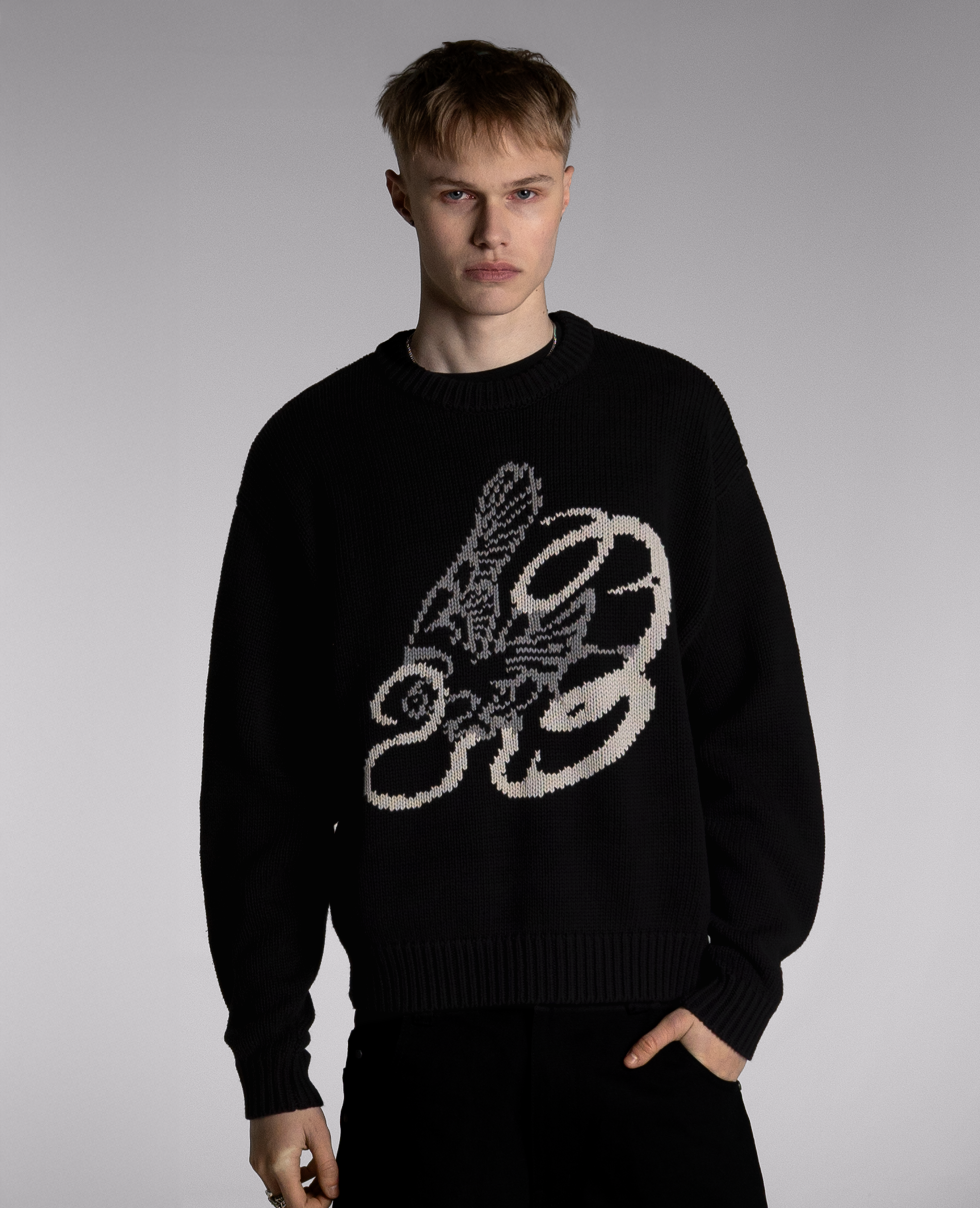 BLACK BATTLE KNIT